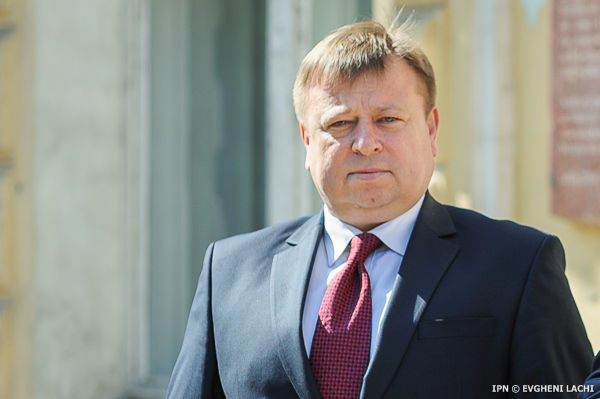 Terenul de 270 de ari de lângă Circ a fost înstrăinat din proprietate publică şi dat în proprietate privată, anunţă Mihai Cîrlig.