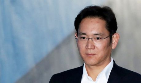 Moştenitorul Samsung Lee Jae-yong obţine eliberarea, în apel.