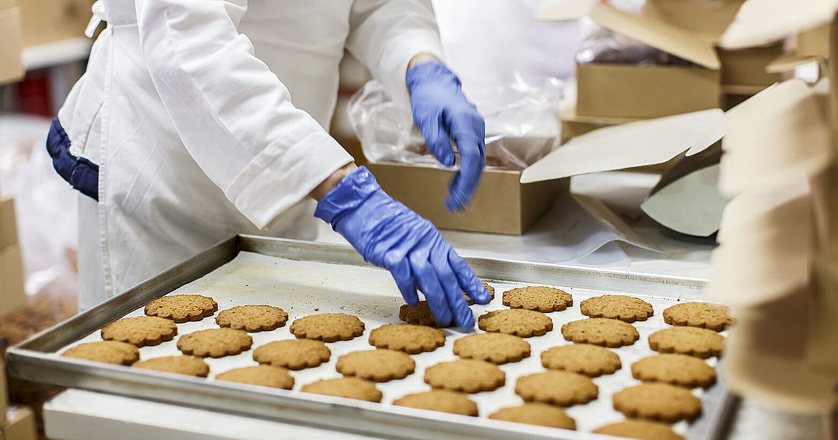 Guvernul simplifică cerințele pentru micii producători de produse alimentare.