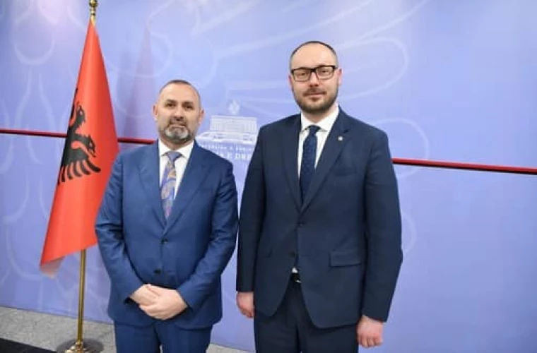 Министр юстиции Сергей Литвиненко встретился в Тиране с министром юстиции Албании Ульси Маньей.