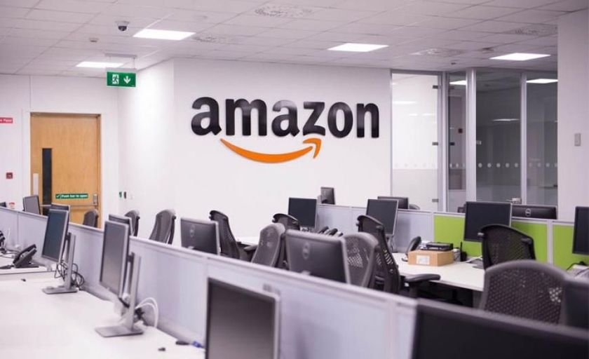 Amazon расторгла контракты с несколькими сервисами доставки.