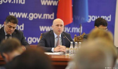Действующее правительство не хочет внедрения реформ, даже, напротив, заинтересовано  в сохранении хаоса.