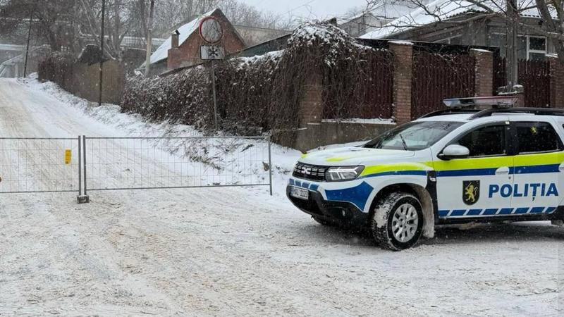 В Кишинёве временно перекрыт переулок Кэлэраш из-за сильного снегопада.