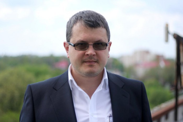Tribunalul de la Kiev a prelungit cu două luni arestarea deputatului sovietului suprem din Transnistria, Dmitri Soin, transmite UNIMEDIA cu referire la tiras.ru.