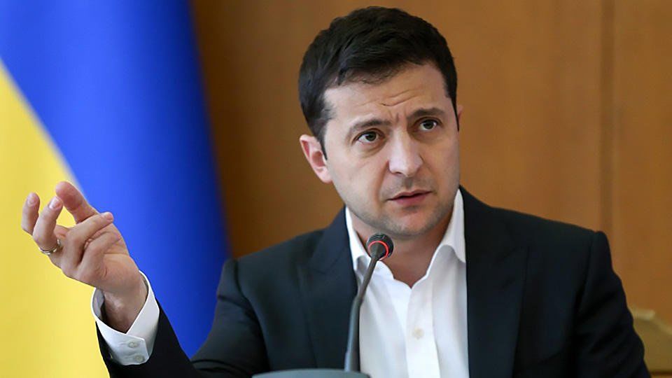 Украинцы подали в суд на офис Зеленского и Китай из-за COVID-19.