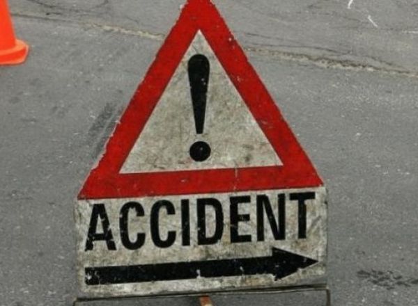 Potrivit Inspectoratului National de Patrulare, timp de 24 de ore in tara s-au produs 11 accidente soldate cu 2 persoane decedate si 12 traumatizate.