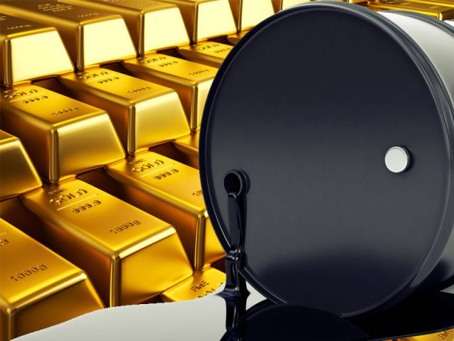 Цена на нефть сейчас стоит почти в два раза дешевле своих исторических значений по отношению к золоту. Фото: inflation.us