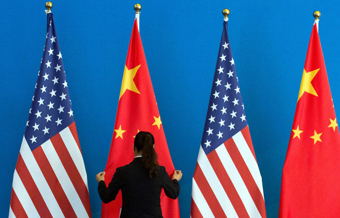 Китай поддерживает расследование ВОЗ и призывает США к сотрудничеству.