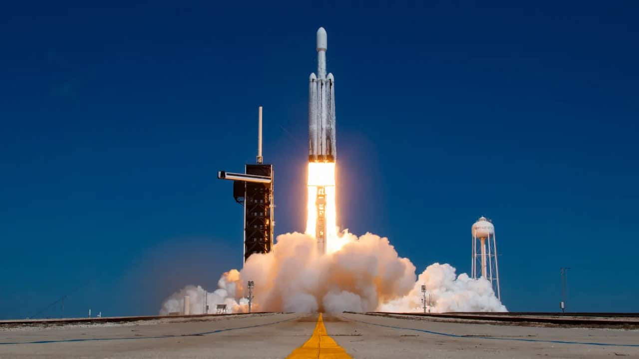 NASA запустила 12-метровый телескоп в космос для создания карты.