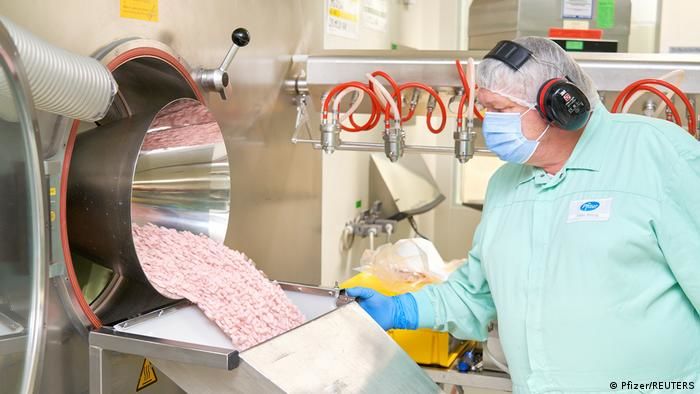 Власти США удвоили заказ на поставку препарата Pfizer для лечения COVID. Фото: dw.com