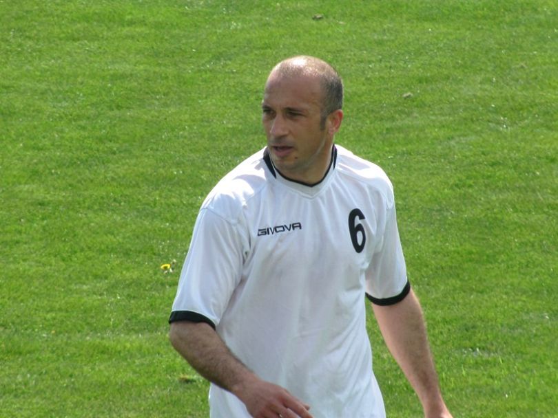 Un fotbalist şi-a găsit fiul spânzurat, în scara blocului. Foto: libertatea.ro
