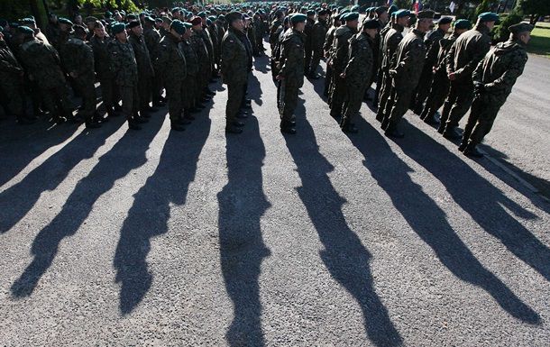 В настоящее время идут дискуссии о создании европейской армии.