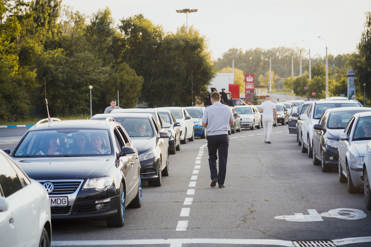 Poliția de Frontieră anunță cele mai aglomerate puncte de trecere