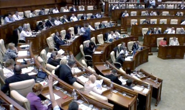 Circa 30-40% din deputații fracțiunii Partidului Comuniștilor nu au fost numărați în cadrul Recensământului Populației 2014.