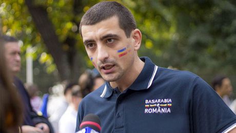 Пограничники подтвердили, что румынский гражданин пересёк таможенный пункт в Леушенах минувшей ночью.