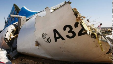 Statul Islamic arată "bomba" cu care ar fi doborât avionul în Sinai. Foto: cnn.com