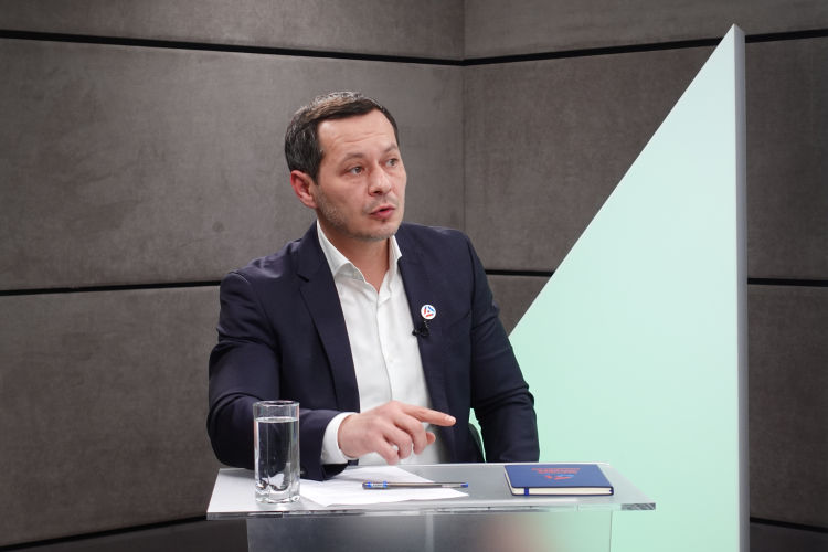 Кодряну о переговорах с партиями: Нам нужна долгосрочная коалиция.