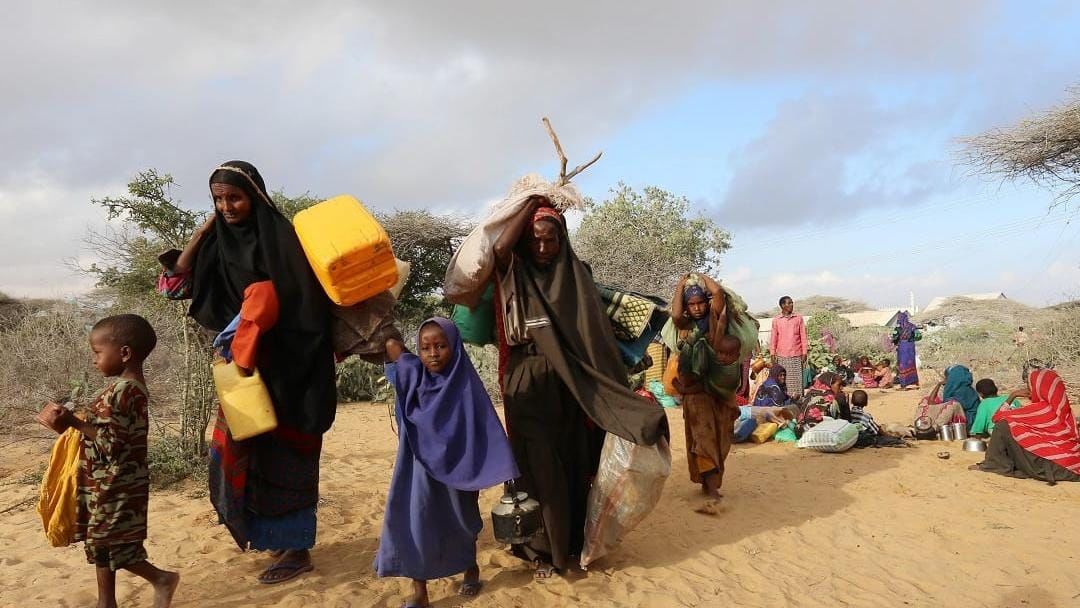 Numărul persoanelor strămutate ca urmare a secetei severe face ravagii în mai multe zone din Somalia.