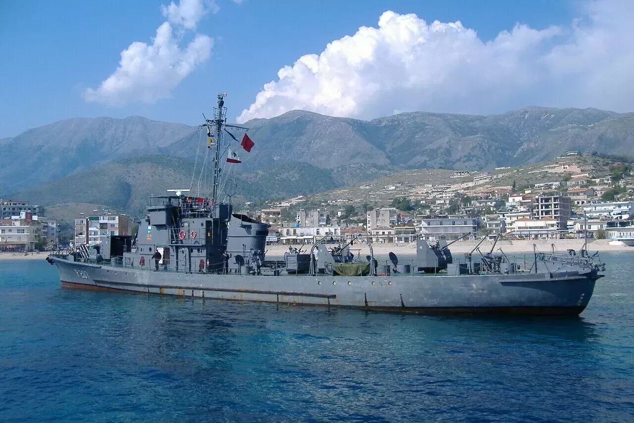 Албания предложила НАТО свою военно-морскую базу в Средиземном море.