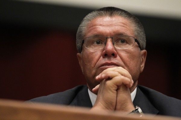 Premieră la Moscova: Primul ministru, judecat pentru corupție