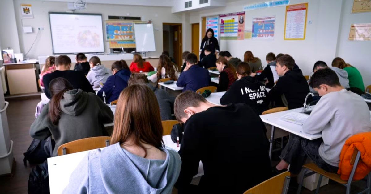 Ministerul Educației a aprobat noi reguli pentru evaluarea și promovarea elevilor.