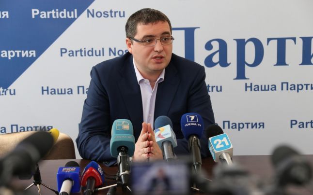 Liderul Partidului Nostru, Renato Usatîi, s-a arătat nedumerit de faptul că Maia Sandu a refuzat să participe la Forumul Civic . Foto: ru1.md