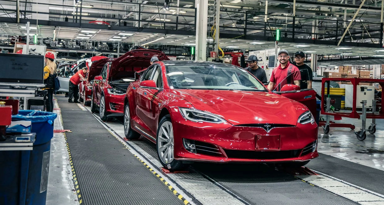 Tesla планирует открыть завод в Индии