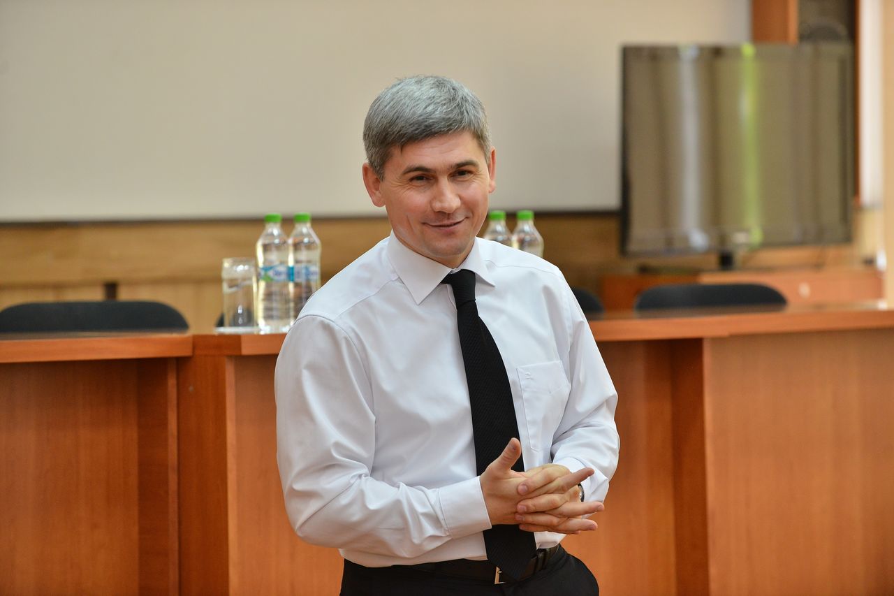Ministrul Afacerilor Interne, Alexandru Jizdan.