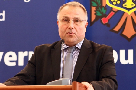 Михаил Шляхтицкий не указал в декларации недвижимое имущество, находящееся в его владении, 20 банковских счетов и 33% акций супруги в фирме.  Фото: gagauzinfo.md