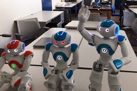 Роботы Nao продемонстрировали способность к базовым формам самосознания.