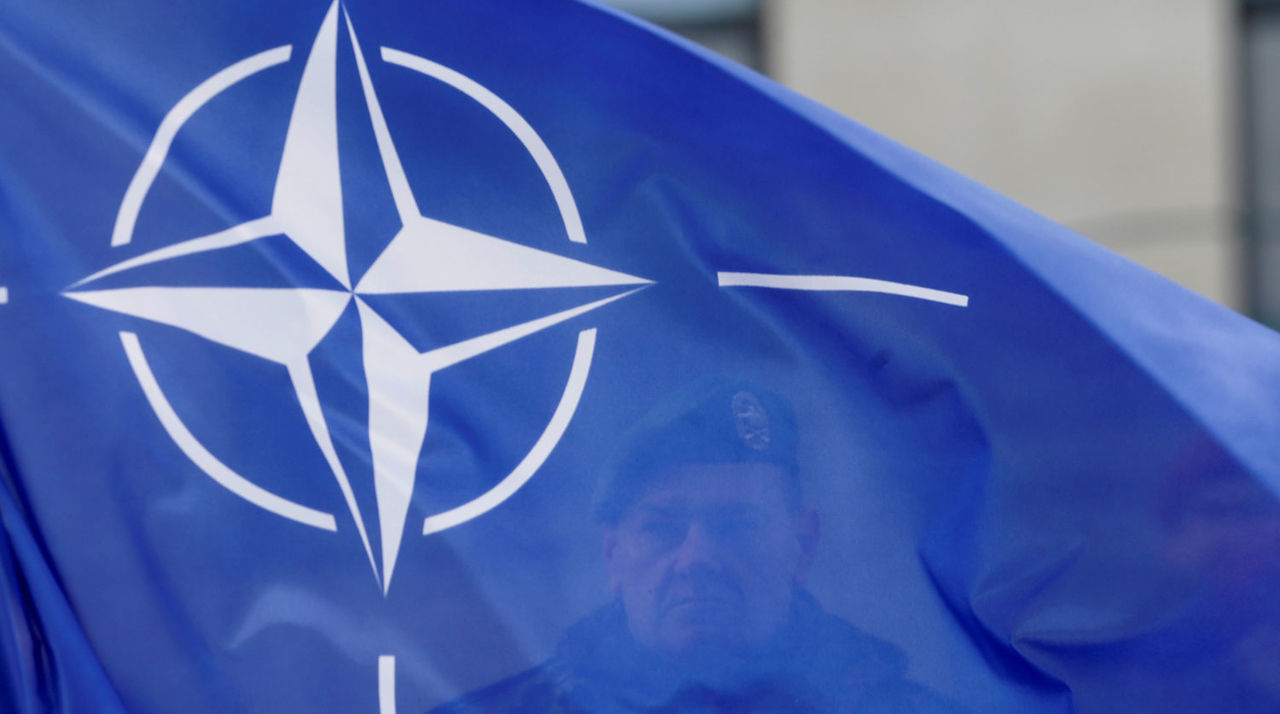 Союзники по НАТО поддержали санкции США против России.