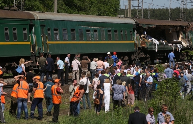 Amintim că astăzi a avut loc un accident feroviar grav în suburbia Moscovei, or. Naro-Fominsk, staţia Bekasov-Nara.