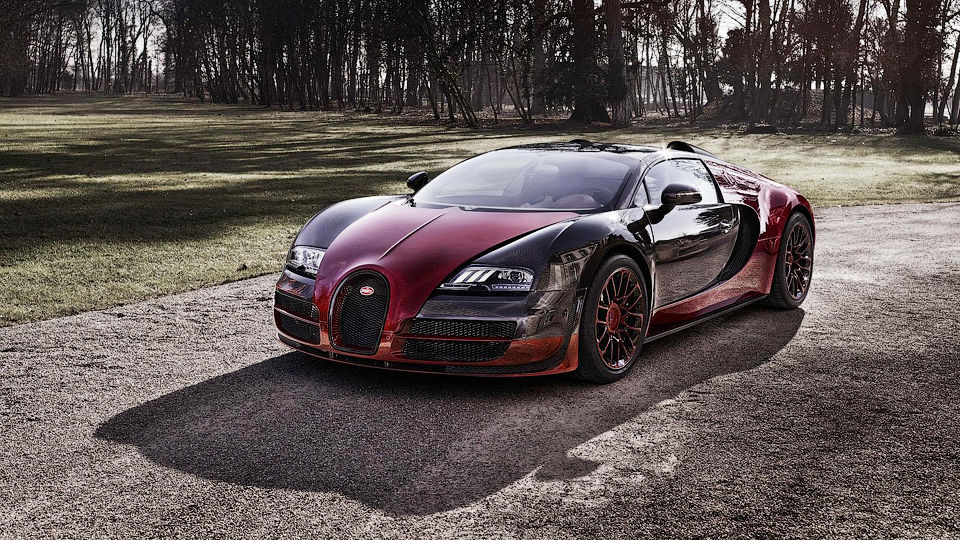 В "Bugatti" рассказали, какие люди покупают машины за $3 млн.