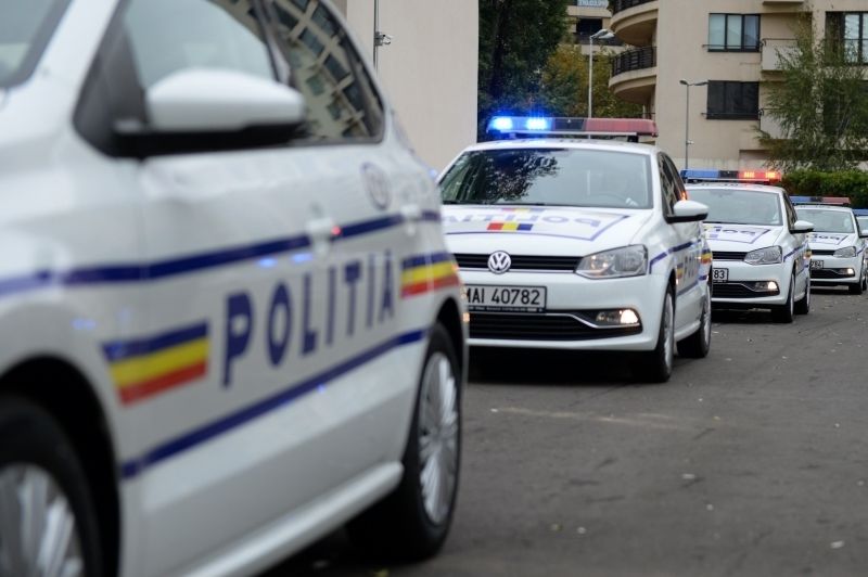 Un bărbat și soția sa au fost înjunghiați de doi autostopiști, în județul Călărași.