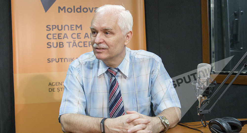 Декан Института международных отношений Молдовы доктор хабилитат Юрий Кротенко. Фото: Sputnik/ Rodion Proca