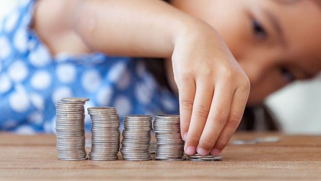 Copiii fără îngrijire părintească vor beneficia de o majorare a alocației de ziua de naștere până la 218 lei.