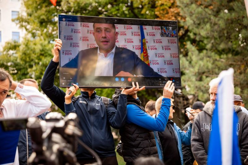 СТР оштрафовал Orizont TV за "скрытую рекламу Илана Шора". Фото: nokta.md