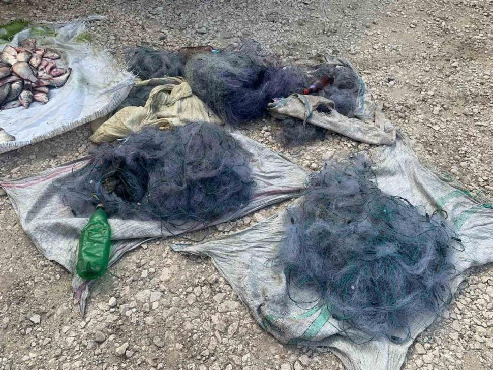 Четверо граждан Молдовы подозревают в незаконной ловле рыбы на границе.