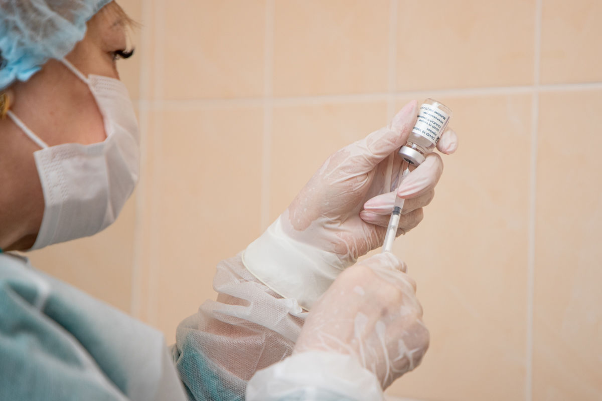Приднестровье ожидает новую партию вакцин Pfizer и Johnson &amp; Johnson.