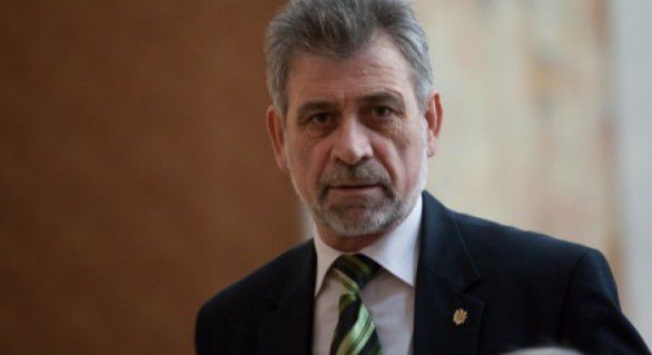 Totodată liberal-democratul spune că ar fi bine ca demisia lui Gurin să nu fie sungura precondiție, cerută înclusiv de Consiliul Europei, care a fost îndeplinită.