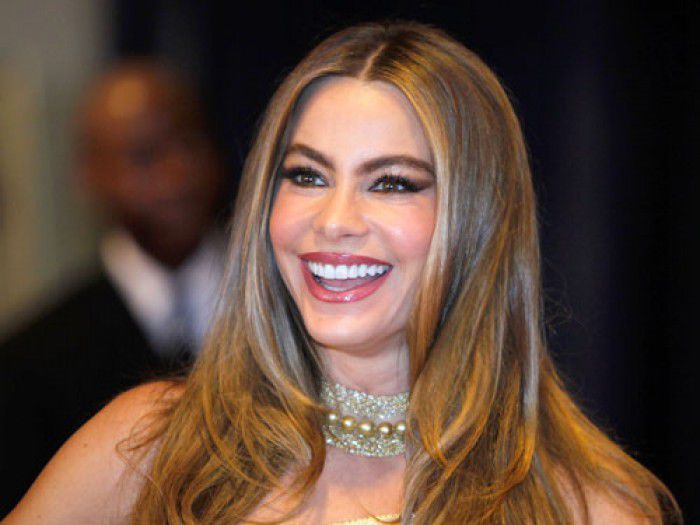 Sofia Vergara, pentru al cincilea an consecutiv, cea mai bine plătită actriță TV. Foto: redbookmag.com
