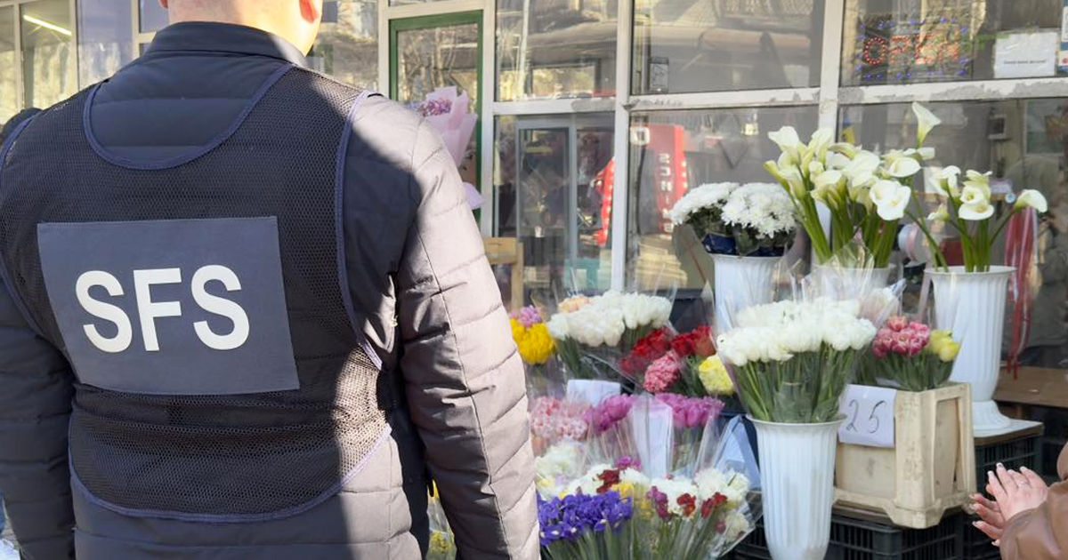 Перед 8 Марта Налоговая призвала продавцов соблюдать правила торговли.