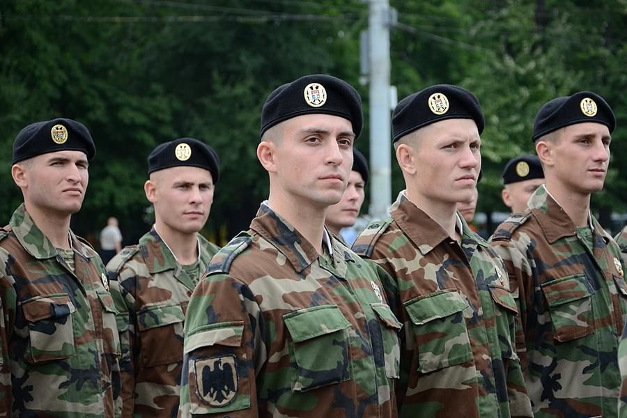 Эта сумма ниже среднемесячной зарплаты в 2016 г., которая составляла 5084 лея.