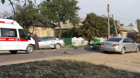 Un automobil şi o motocicletă s-au ciocnit în satul Tomai, din raionul Ceadîr-Lunga. Foto: gagauz.md