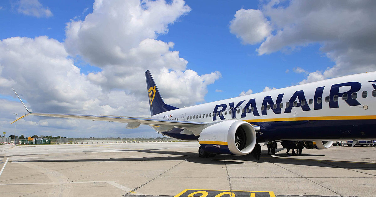 Ryanair окончательно отменил бумажные билеты.