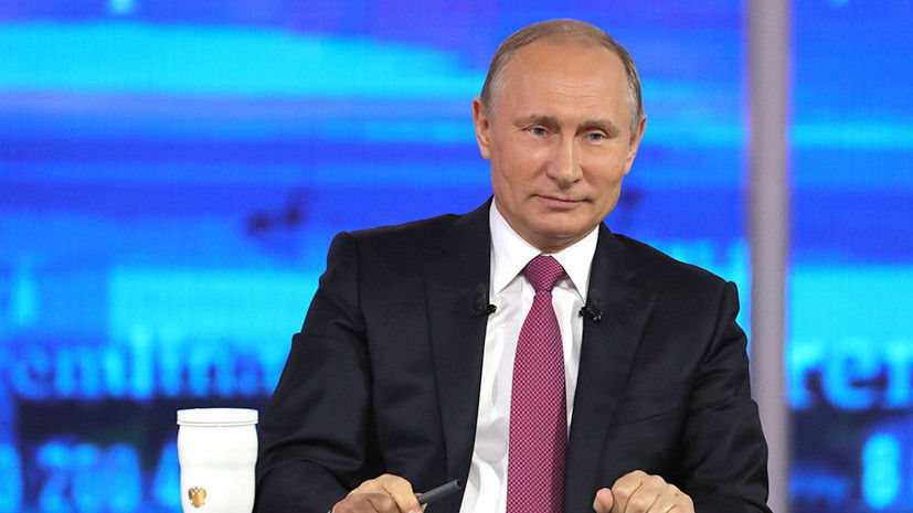 Владимир Путин проводит «прямую линию» с гражданами России.