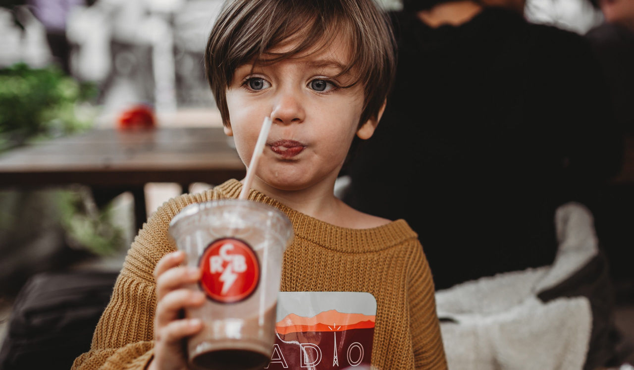 Medic: De la ce vârstă se poate începe consumul de cafea.