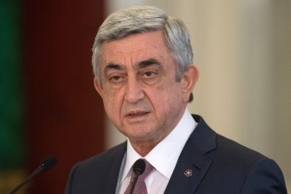 Система провалила распознавание отпечатков пальцев президента Армении.