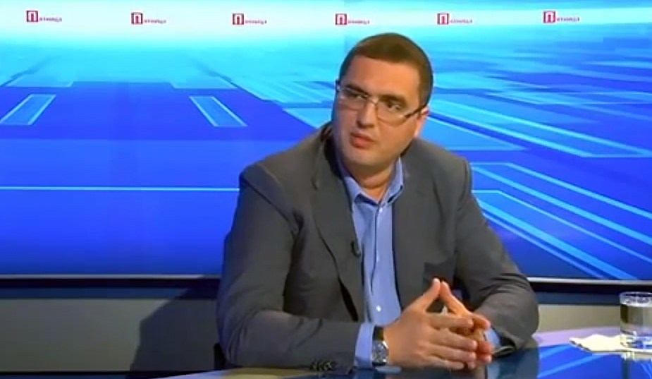 Лидер «Нашей Партии» в эфире программы «Пятница с Анатолием Голя» на канале РТР заявил, что уже в ближайшее время власти готовят его задержание по одному из сфабрикованных уголовных дел.