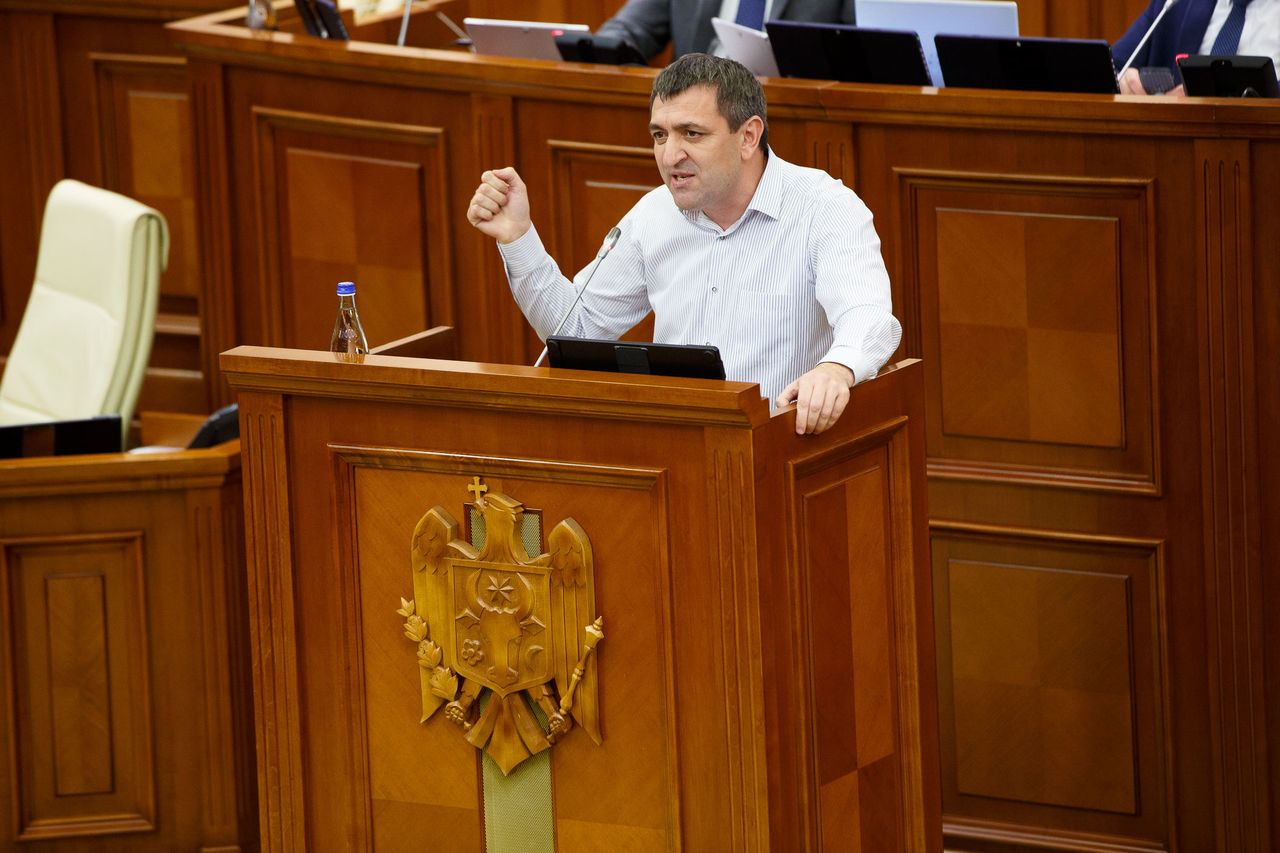Депутат PAS Лилиан Карп.